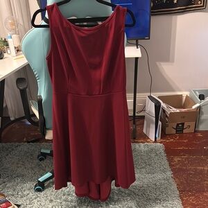 Elegant Red Sleeveless Dress